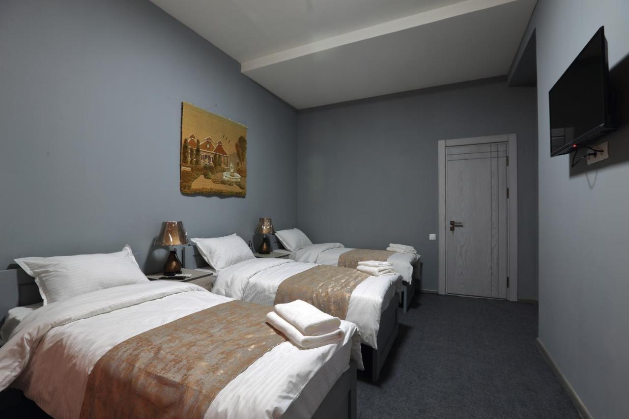 Hotel Evita Tashkent Ngoại thất bức ảnh